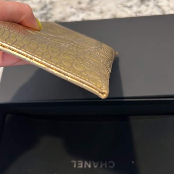 Chanel metallic embossed crocodile Wallet - Picture 7 of 10